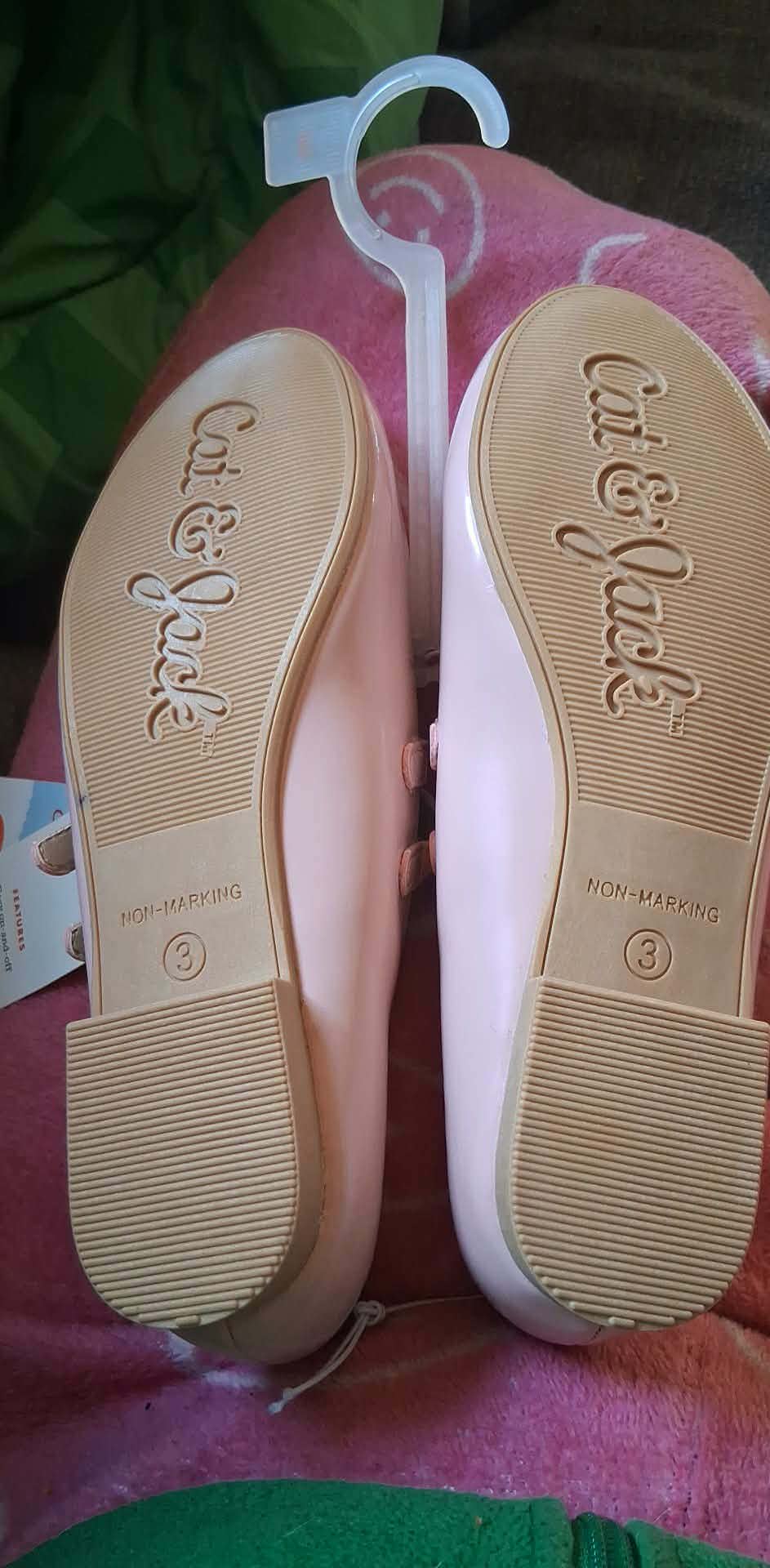 Cat & Jack little Girls' Pink Shoes – Size 3